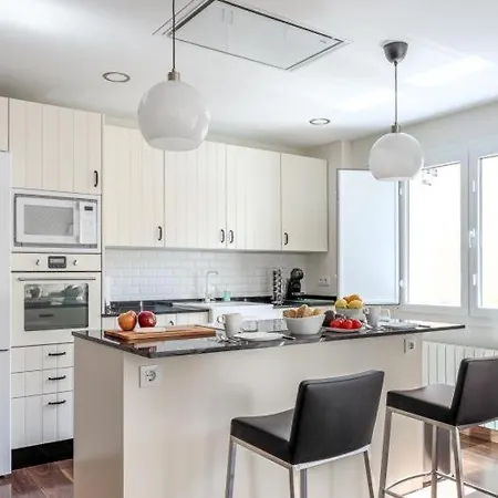 Apartamento San Vicente -oasis De Paz En El Corazón De 3 Hab - 2 Baños Wifi Ac *