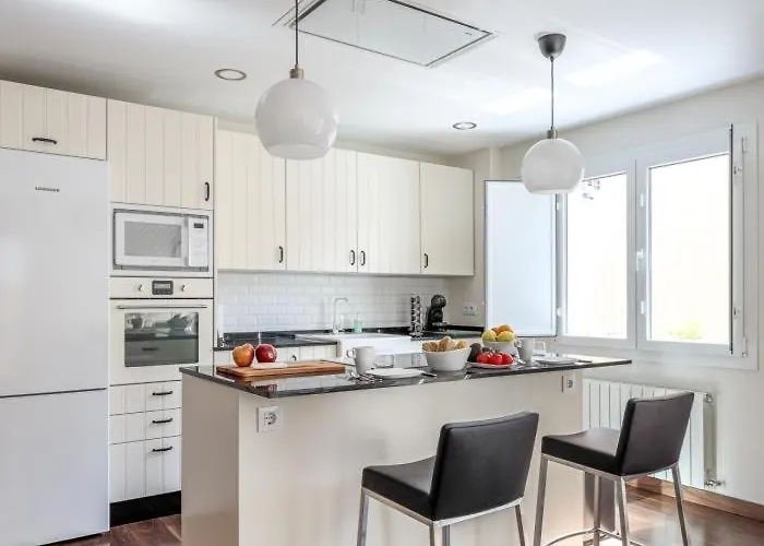 Apartamento San Vicente -oasis De Paz En El Corazón De 3 Hab - 2 Baños Wifi Ac *